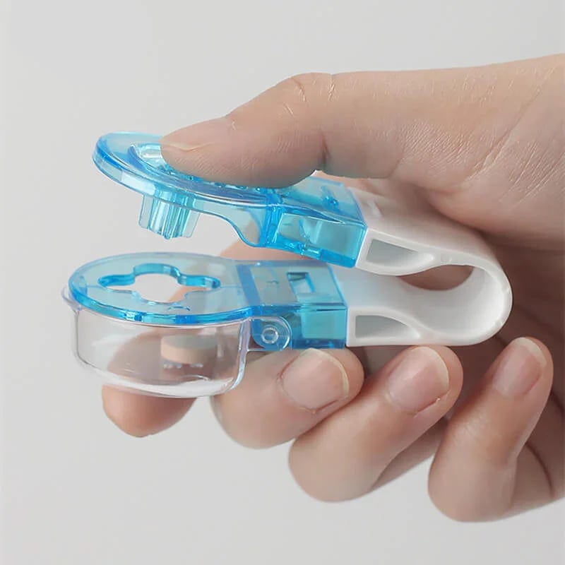 💊Portable Pill Taker Household Gadgets